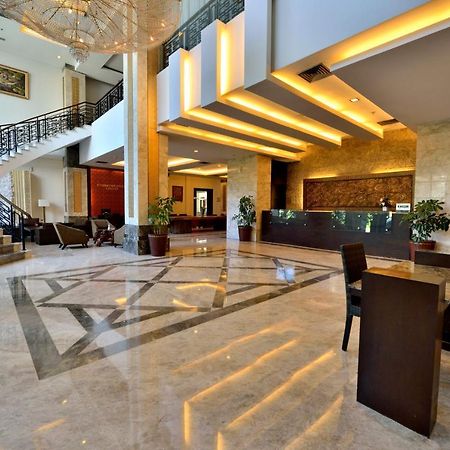 Gino Feruci Kebon Jati By Kagum Hotels Bandung Exteriör bild