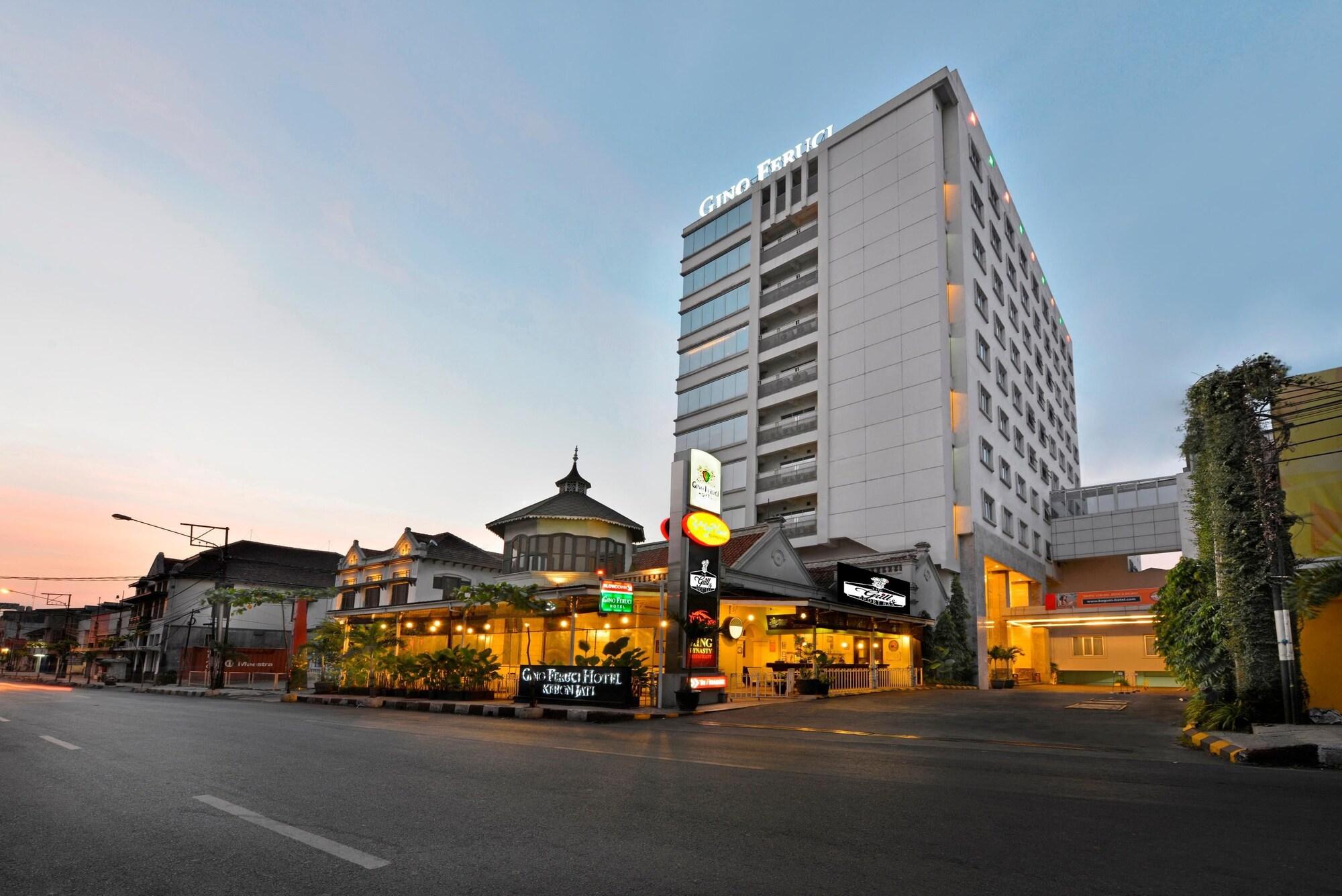 Gino Feruci Kebon Jati By Kagum Hotels Bandung Exteriör bild